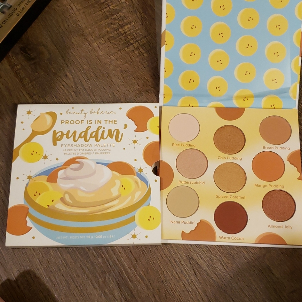 Eyeshadow palette